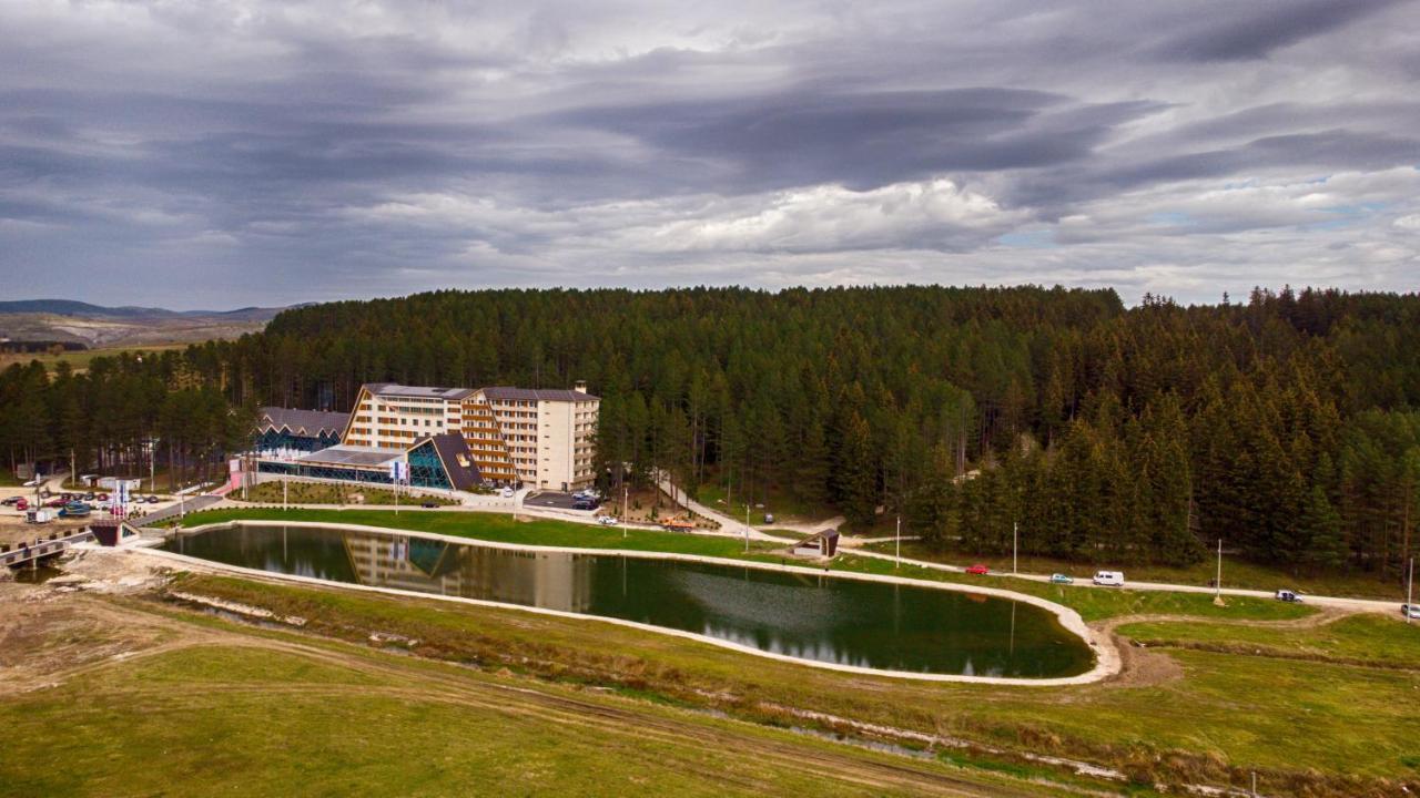 Hotel Borovi Forest Resort & Spa Sjenica Exterior foto